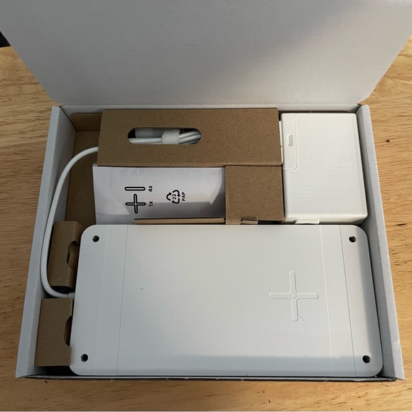 Wireless charger - Picture 3 of 6